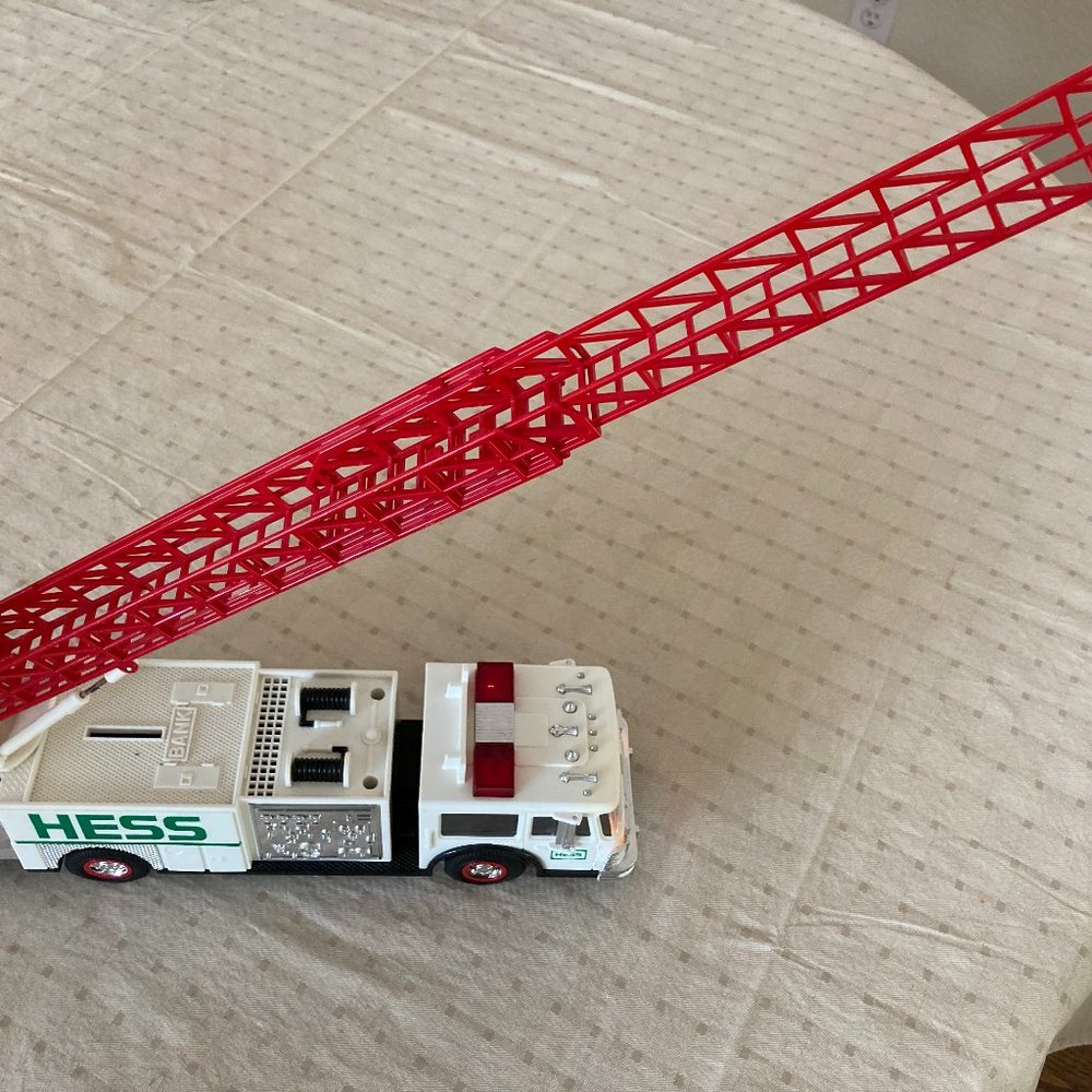 Hess Toy Fire Truck, Vintage 1989